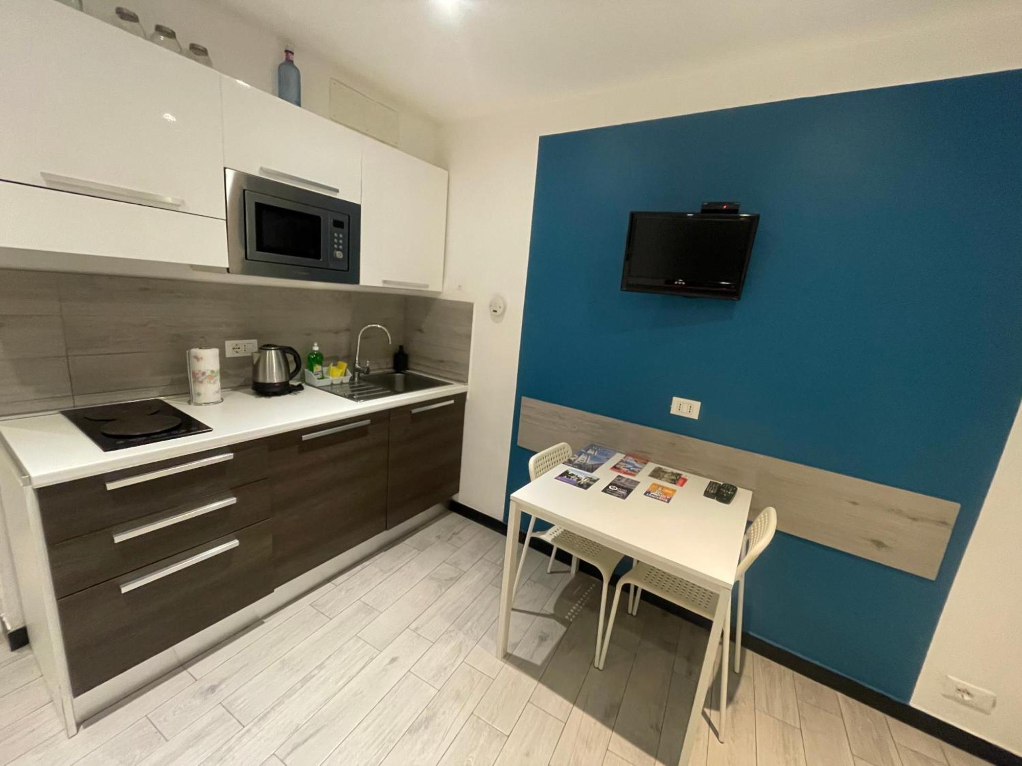 Center And Aquarium Apartment Genoa Exterior photo